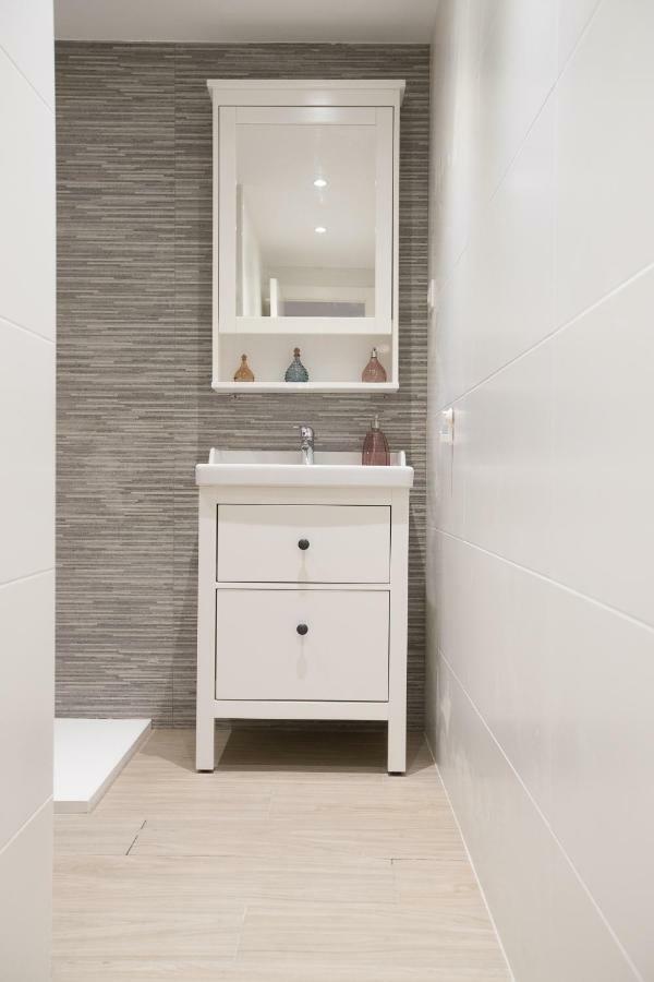 Apartamento Cerca Del Mar บลาเนส ภายนอก รูปภาพ